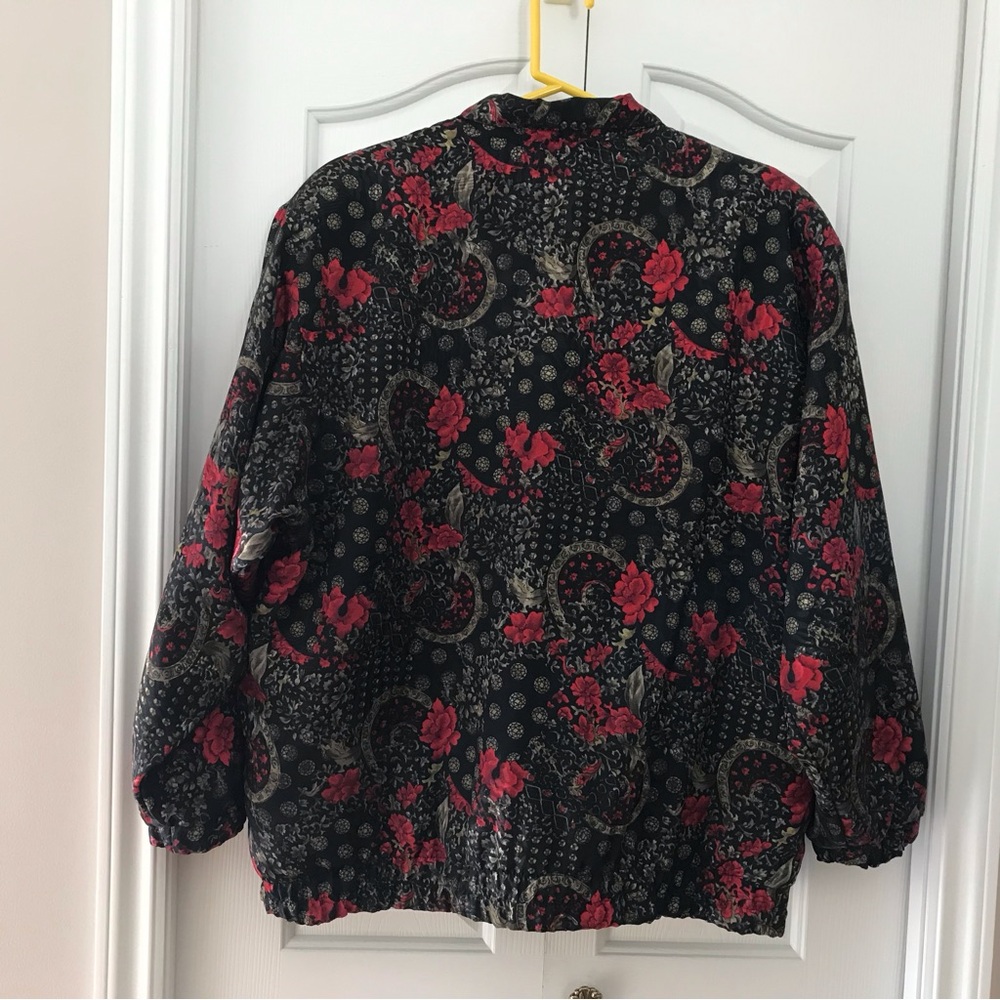 JUHLI Lightly Quilted Floral Print Fully Lined Long Sleeve Button Down J… - Picture 5 of 8